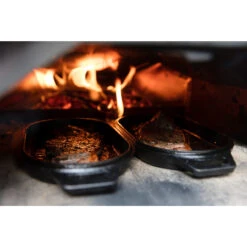 Ooni Grizzler Pan -Traeger Shop 6012724 A V5.eps High 10387.1638848745