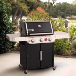 Weber Genesis SP-E-325s -Traeger Shop 8037764 A V8.eps High 16501.1648391714