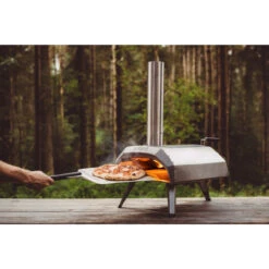 Ooni Karu 12 In. Charcoal Outdoor Pizza Oven Silver -Traeger Shop 8039744 A V4.eps High 57189.1638849586