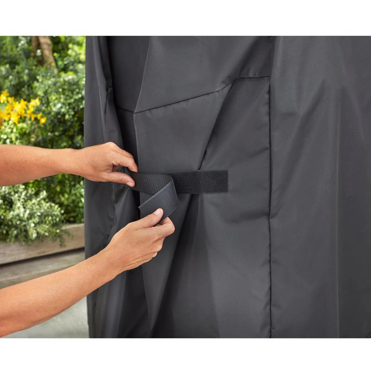 Weber 7757 Premium Grill Cover – GENESIS 300 Series 4 Weber 7757 Premium Grill Cover – GENESIS 300 Series - Image 2